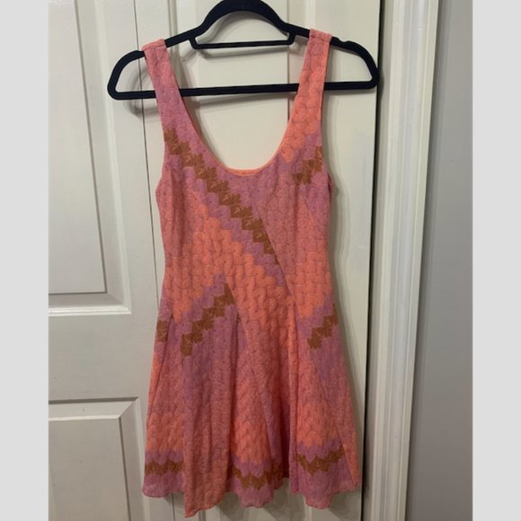 Free People Dresses & Skirts - Free People Peach Woven Dress